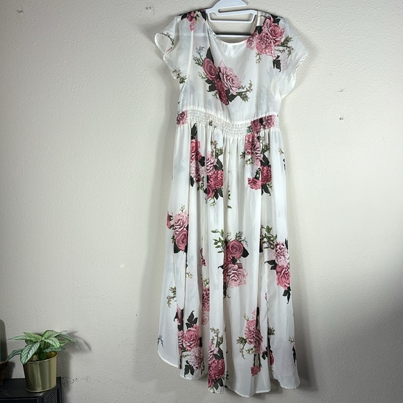 Maternity Floral Sheer Gown Cover up - Picture 9 of 13